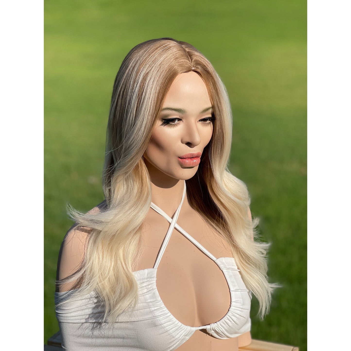 20” White Blonde Sandy Blonde Ombré Roots Wavy Wig / Human Hair Blend Full Cap Wig