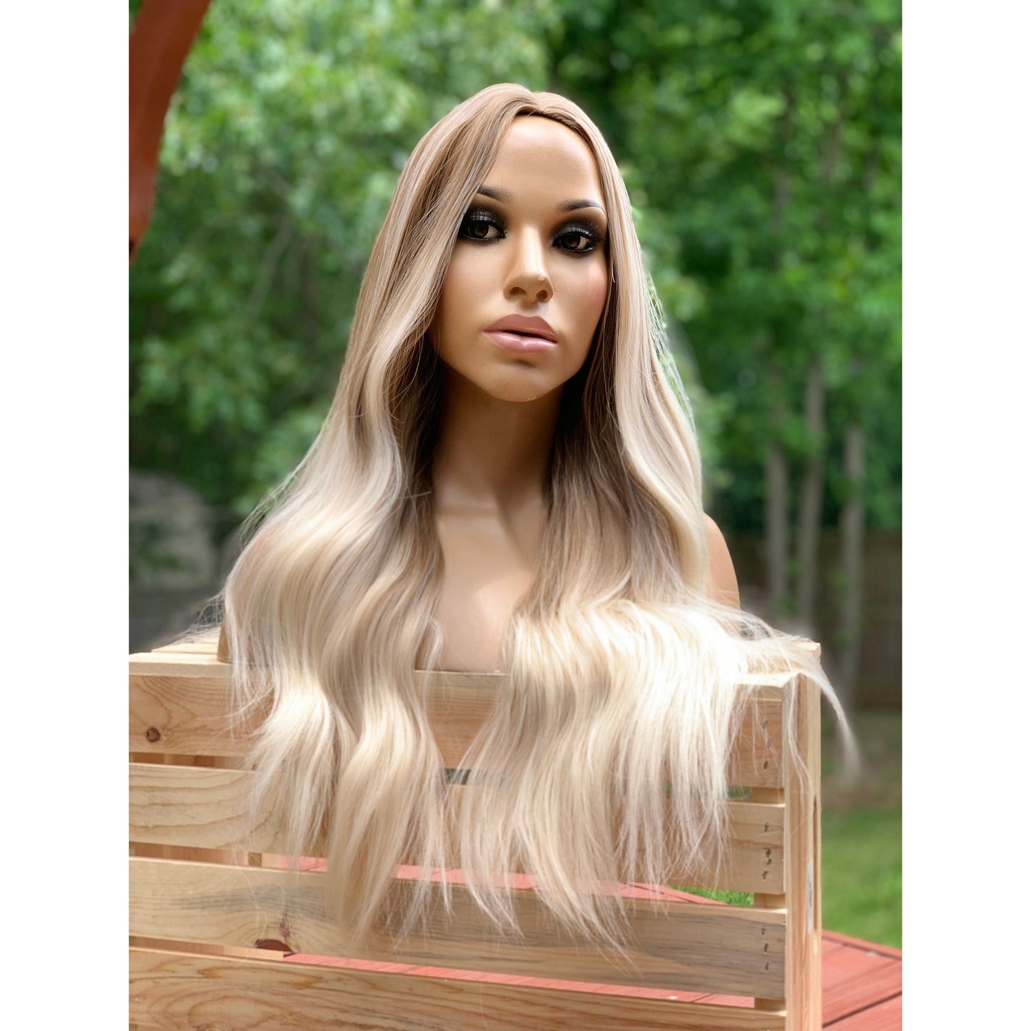 blonde hair balayage ombre 24” loose wavy full cap human hair blend wig